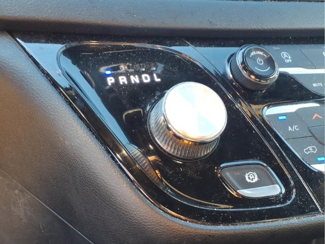Used 2019 Chrysler Pacifica Touring Plus w/ S Appearance Package FWD image 8
