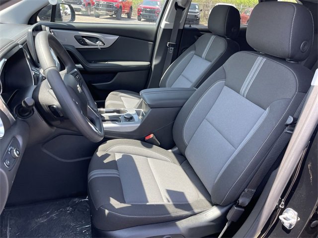 New 2025 Chevrolet Blazer LT w/ Convenience Package image 11