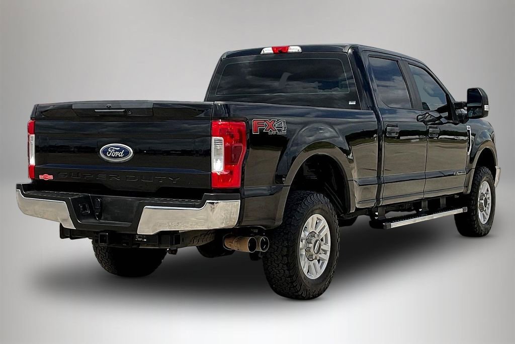 Used 2019 Ford F250 XL w/ STX Appearance Package image 5