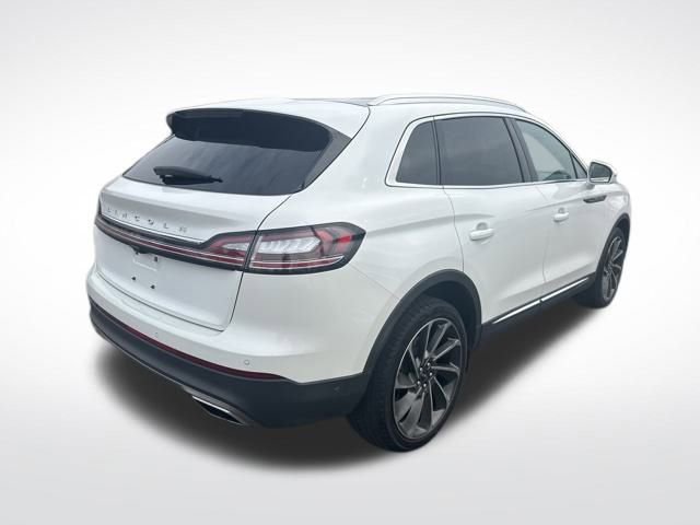 Used 2021 Lincoln Nautilus Reserve w/ Equipment Group 201A image 5