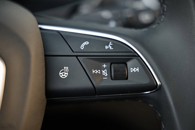 New 2025 Audi Q5 2.0T Premium image 35