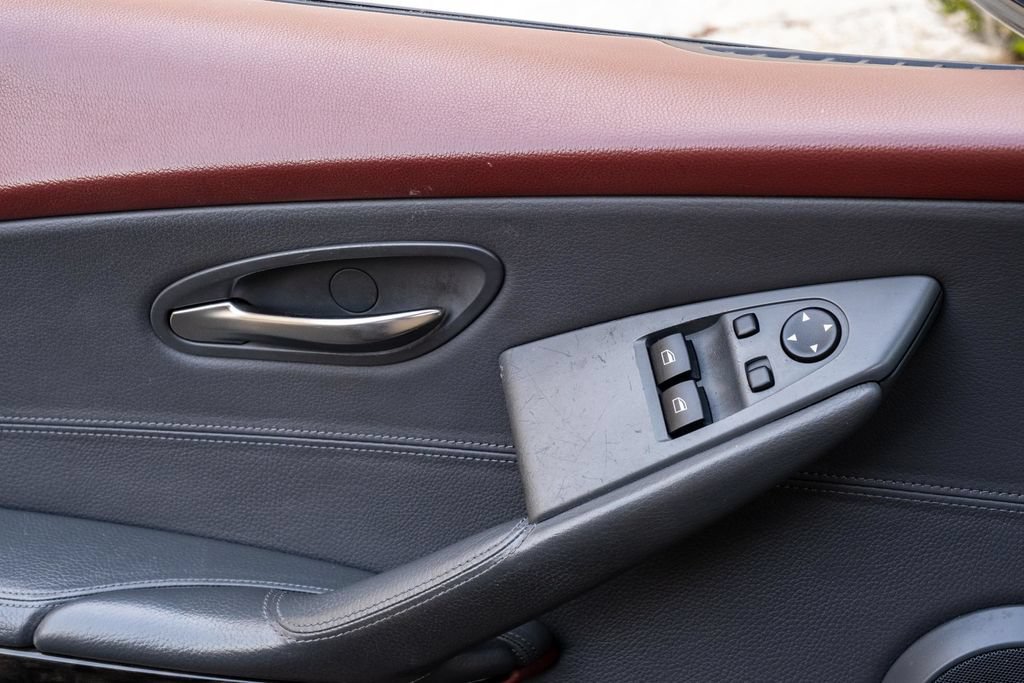 Used 2005 BMW 645Ci Coupe RWD image 13