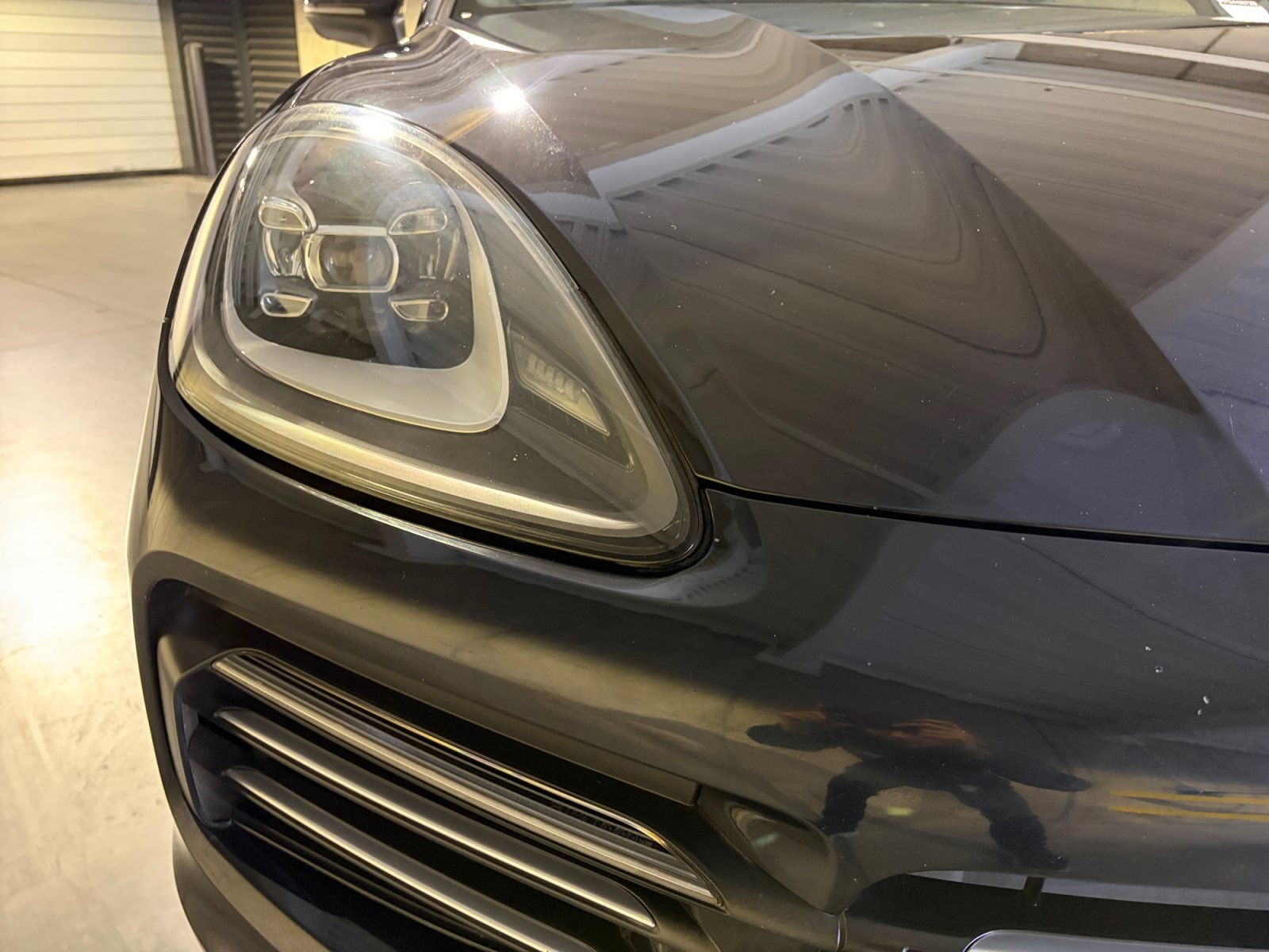 Certified 2023 Porsche Cayenne AWD/4WD image 14