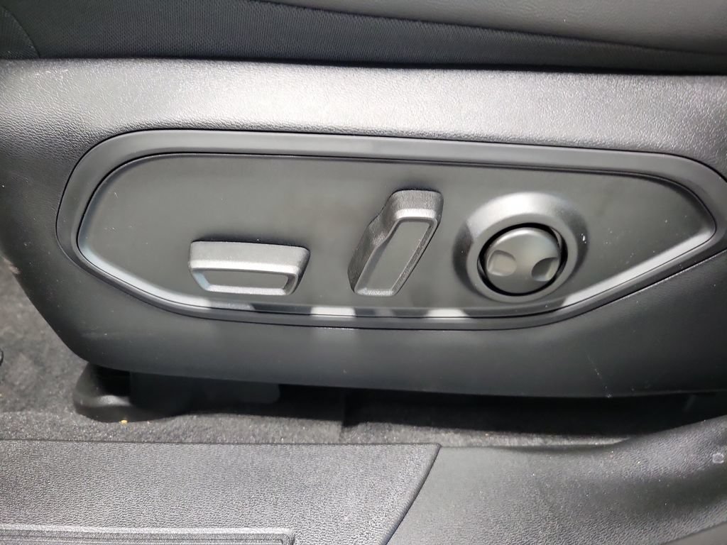 New 2026 Jeep Cherokee Limited AWD/4WD image 19