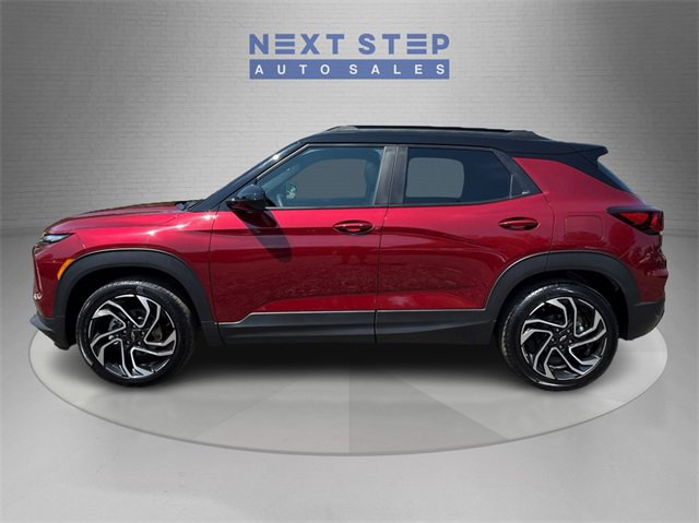 Used 2025 Chevrolet TrailBlazer RS w/ Convenience Package image 4