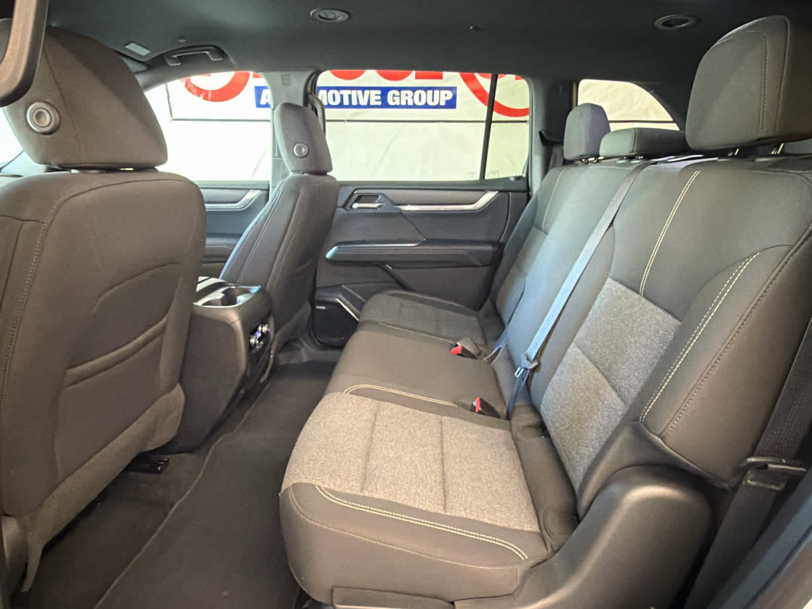 Used 2025 GMC Acadia Elevation FWD image 24
