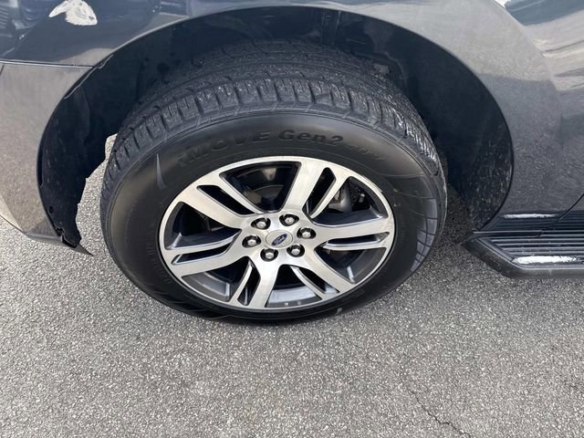 Used 2024 Ford Expedition Max Limited image 16