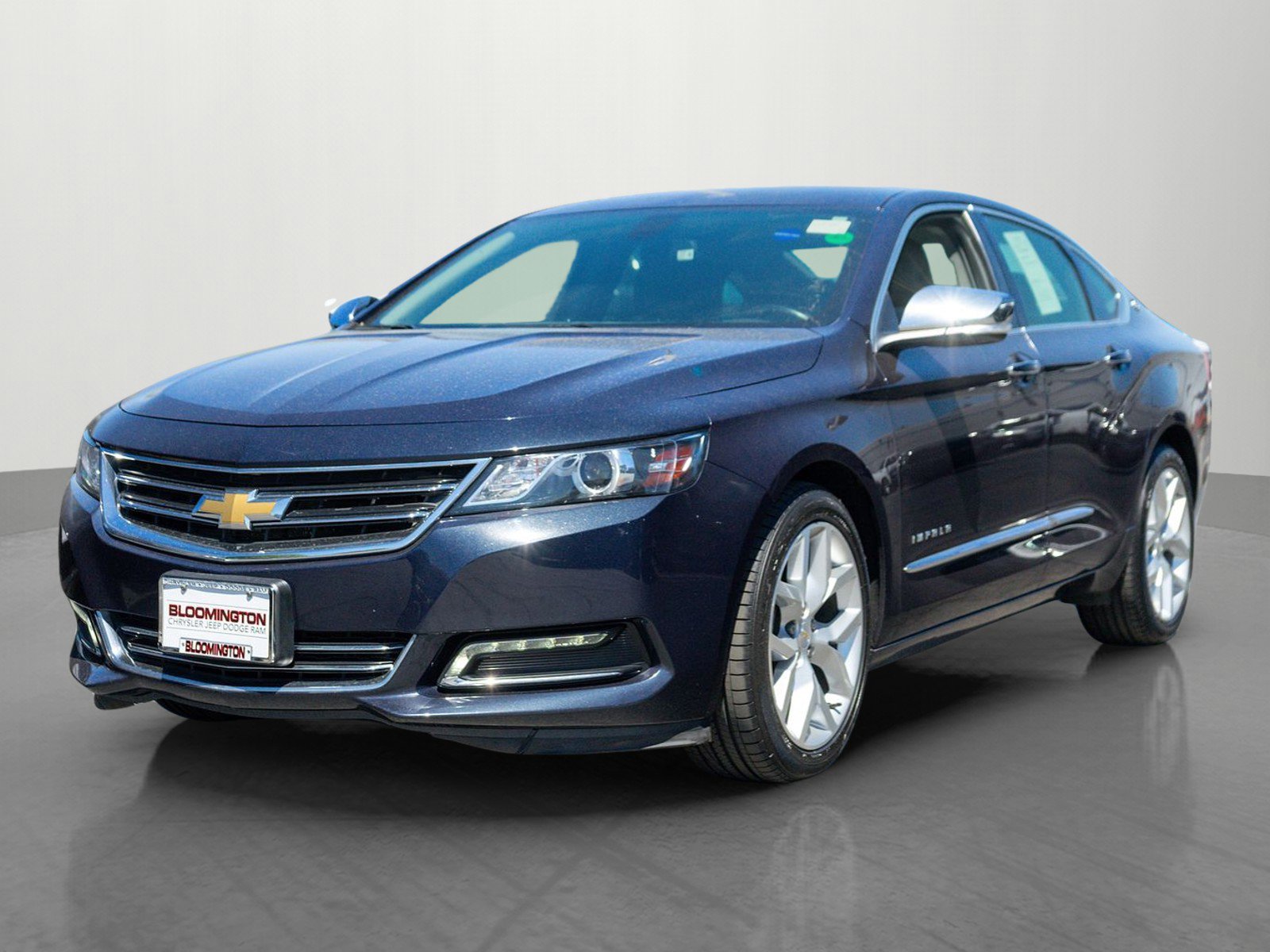 Used 2018 Chevrolet Impala Premier FWD image 3