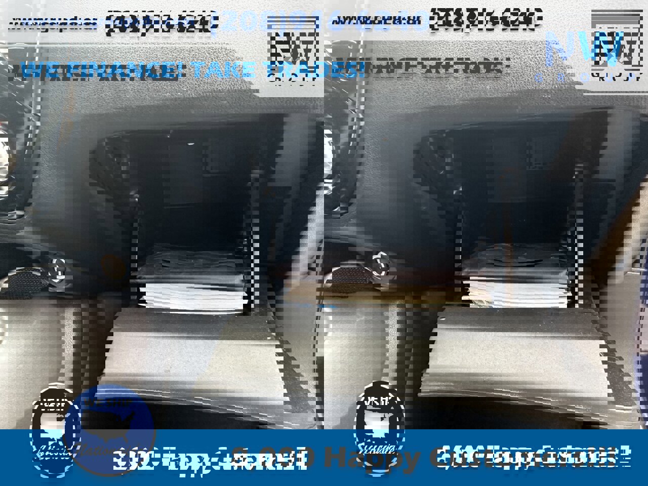 Used 2015 Nissan Juke SV image 22