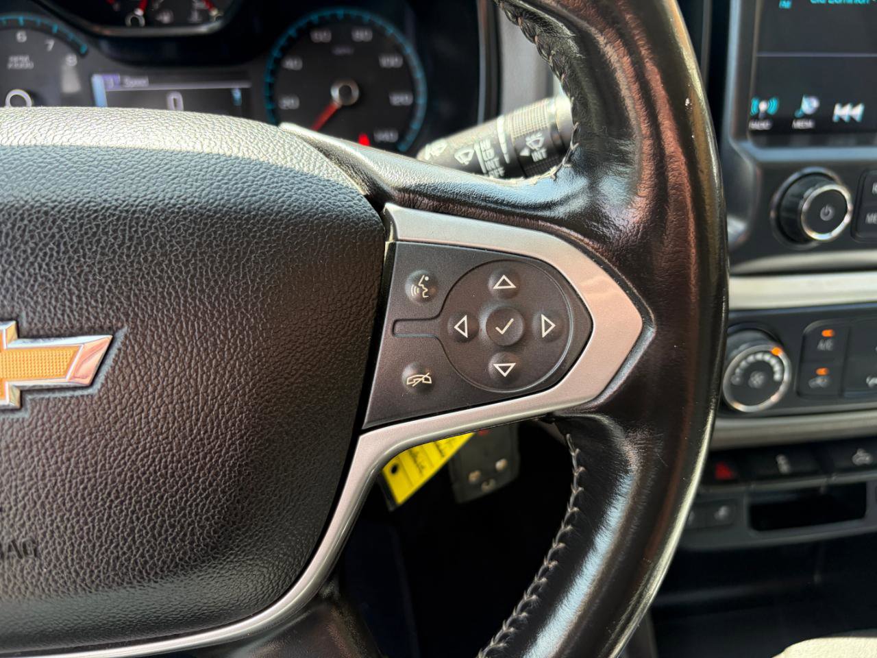 Used 2018 Chevrolet Colorado LT w/ LT Convenience Package AWD/4WD image 16