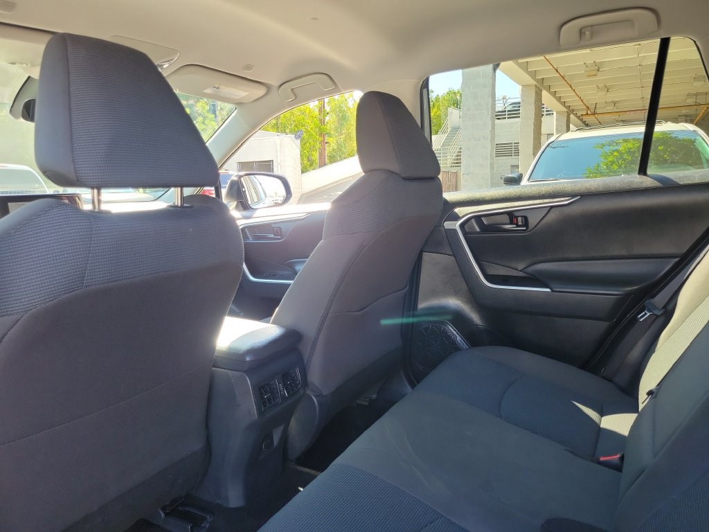 Used 2025 Toyota RAV4 LE FWD image 14