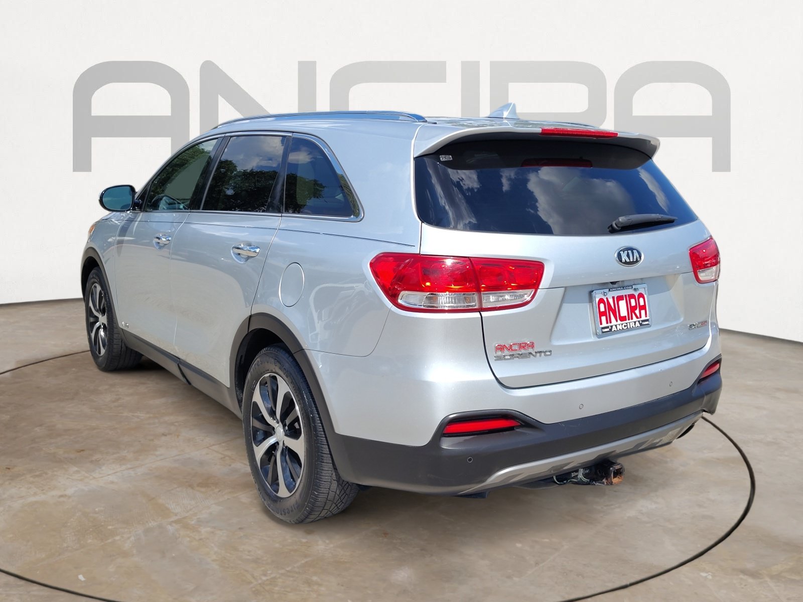 Used 2018 Kia Sorento EX w/ EX Advanced Touring Package AWD/4WD image 8