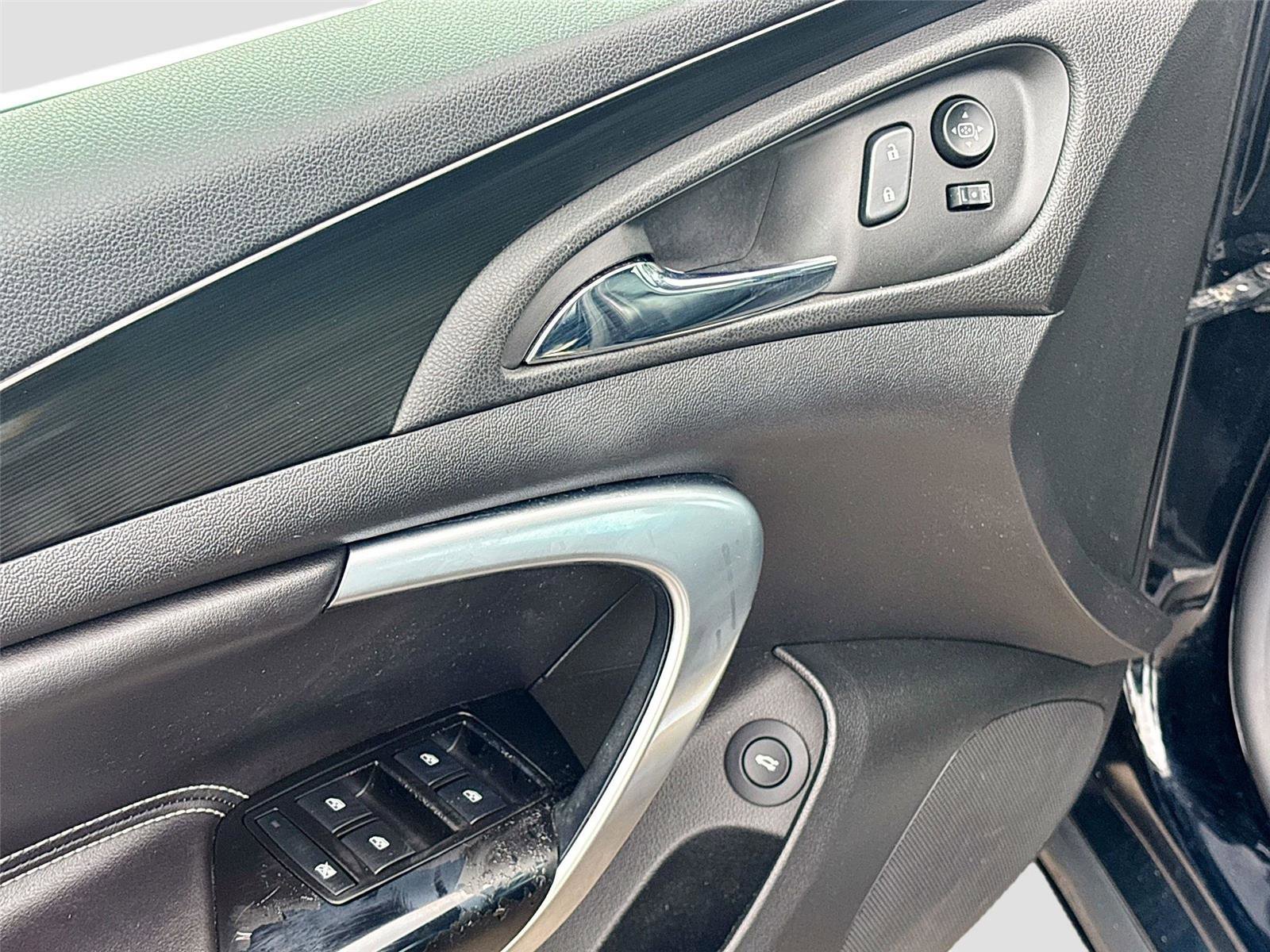 Used 2014 Buick Regal image 18