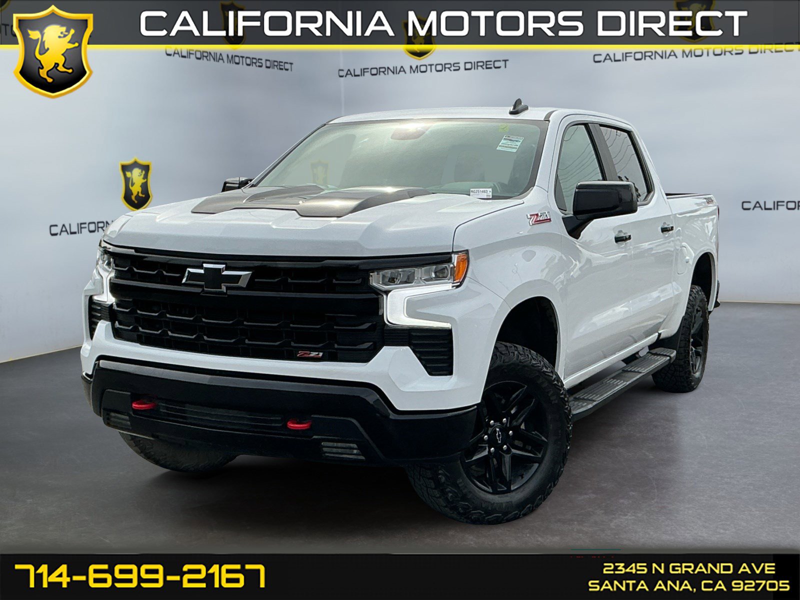 Used 2024 Chevrolet Silverado 1500 LT Trail Boss w/ Protection Package AWD/4WD image 1