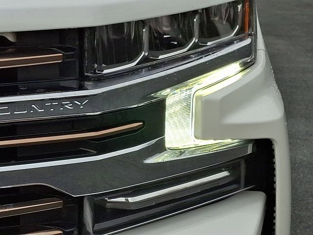 Used 2022 Chevrolet Silverado 1500 High Country w/ Technology Package AWD/4WD image 12