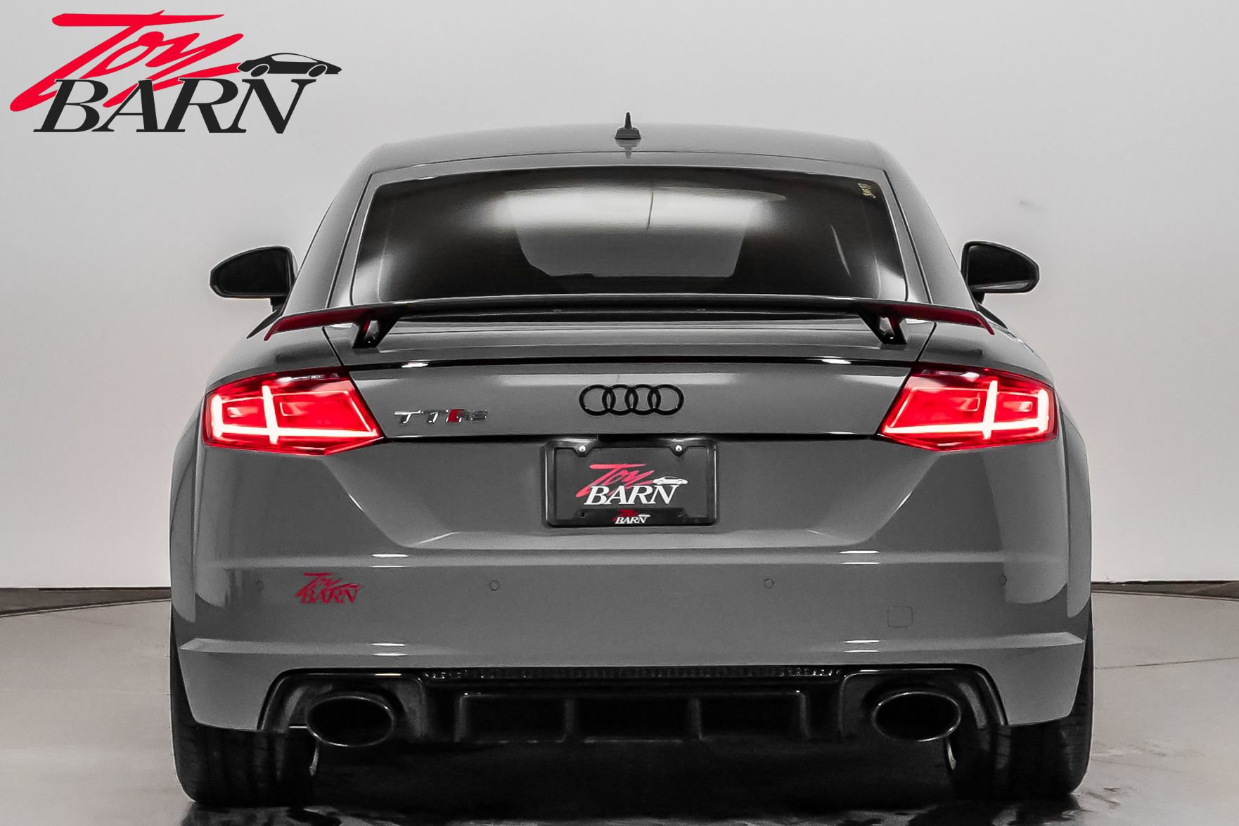 Used 2018 Audi TT RS w/ Technology Package image 4