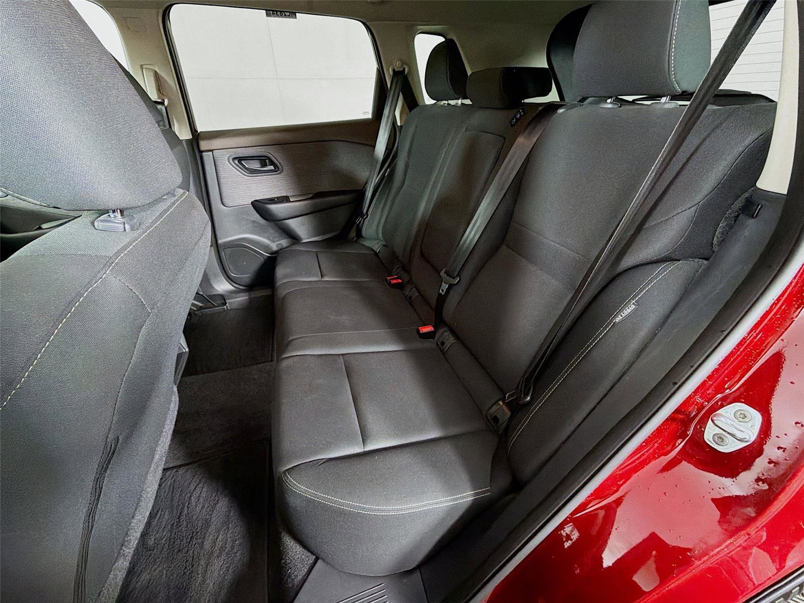 Used 2023 Nissan Rogue S AWD/4WD image 20