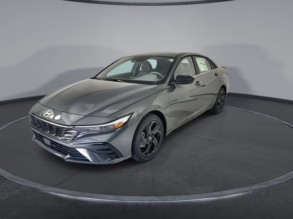 New 2026 Hyundai Elantra SEL Sport Premium FWD image 4