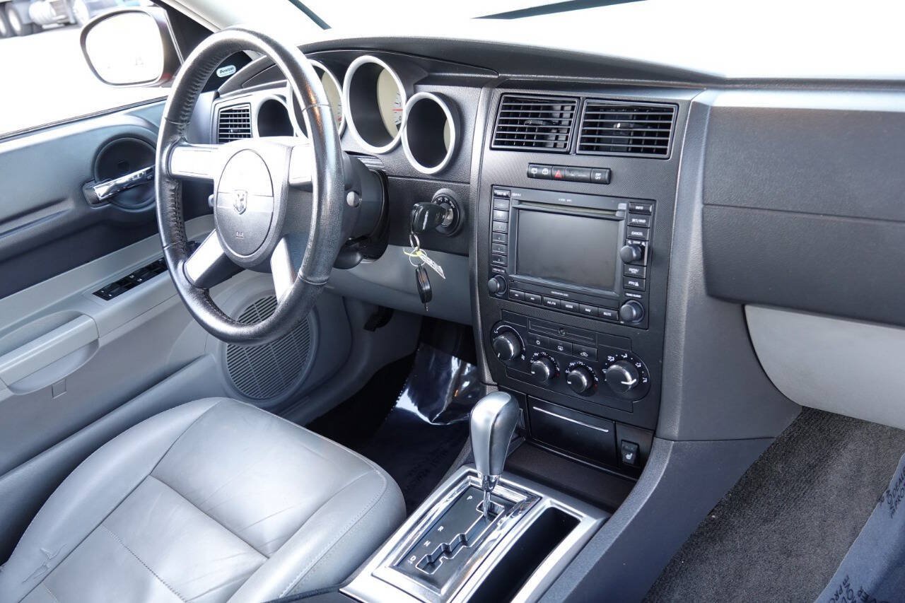 Used 2006 Dodge Magnum R/T w/ Convenience Group II RWD image 77