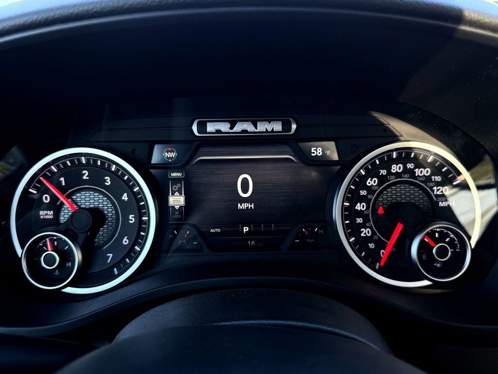 New 2026 RAM 1500 Big Horn AWD/4WD image 17