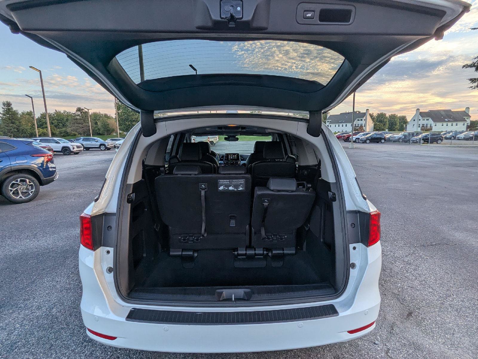 Used 2023 Honda Odyssey Touring image 29