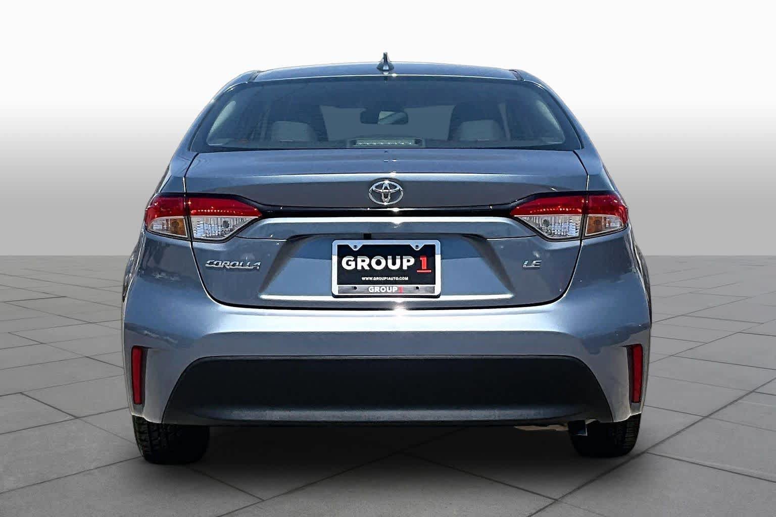 Used 2024 Toyota Corolla LE FWD image 5