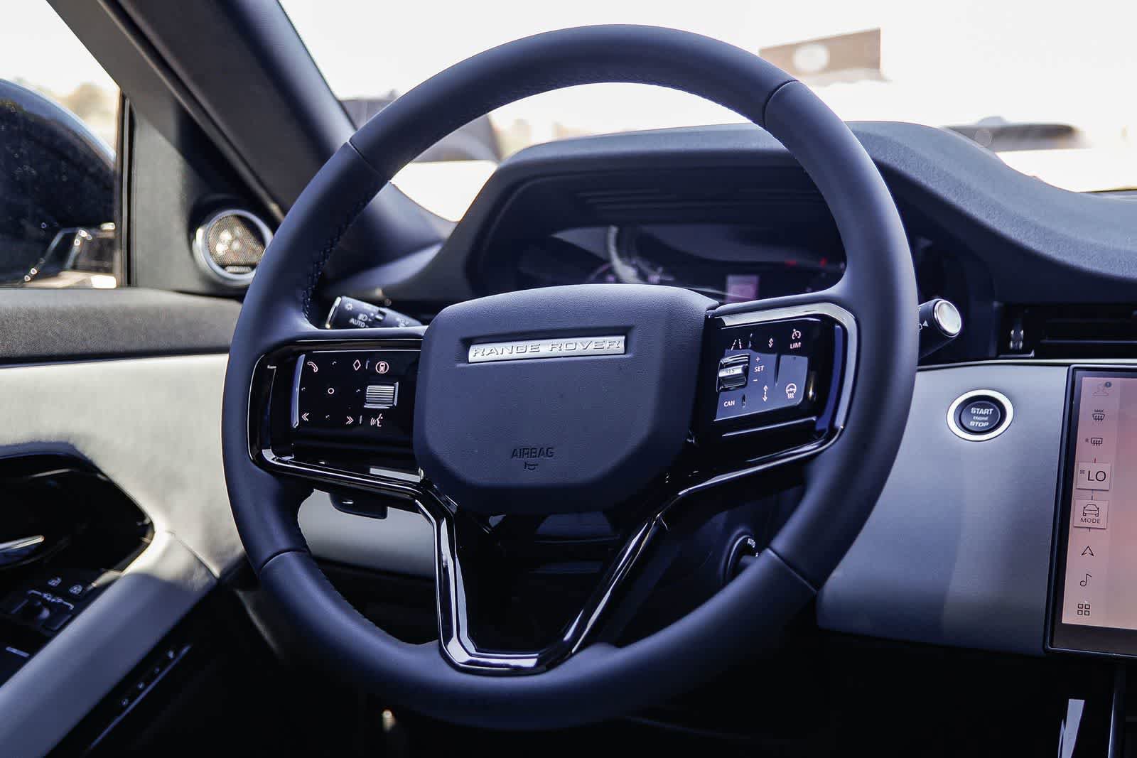 New 2026 Land Rover Range Rover Evoque S image 15