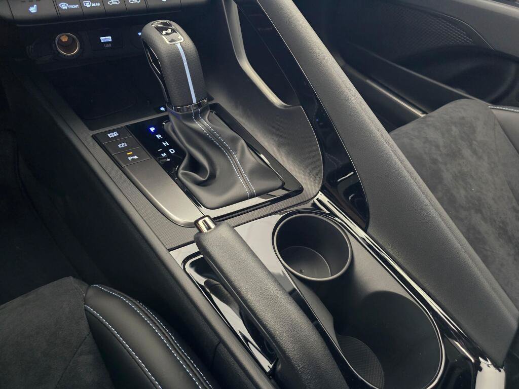 New 2026 Hyundai Elantra N w/ Cargo Package FWD image 32