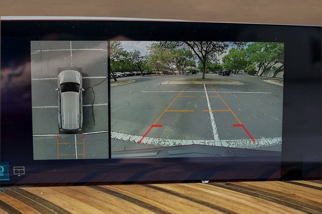 New 2026 Cadillac Escalade Platinum Sport w/ LPO, ONYX Package image 11