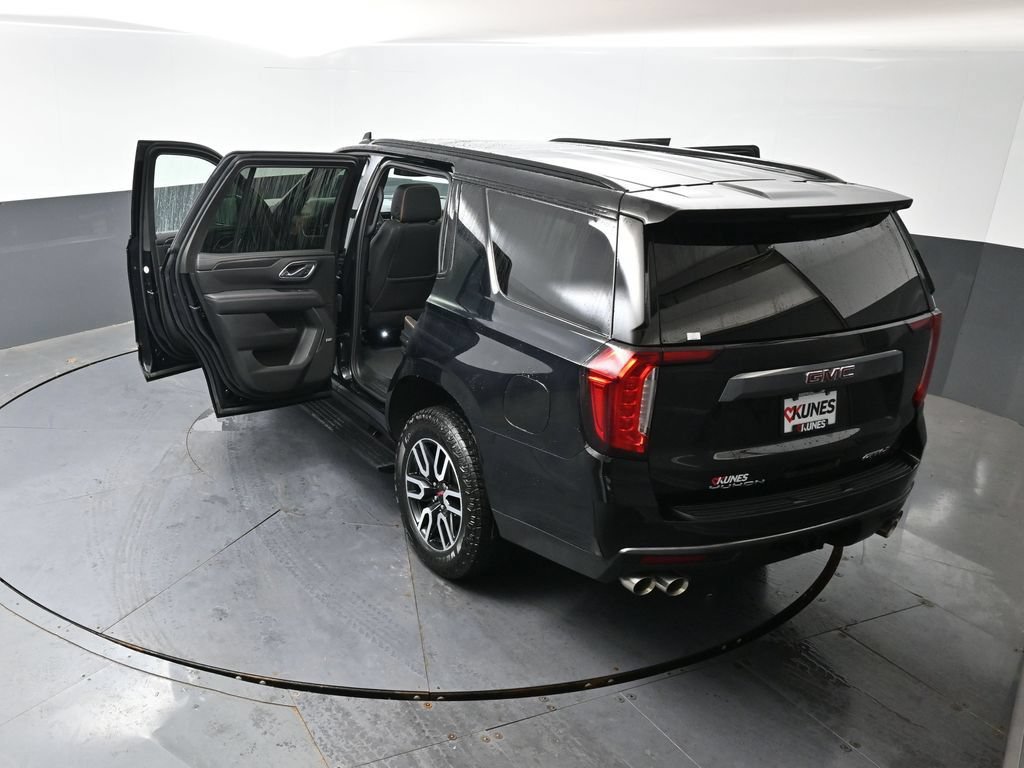 Used 2024 GMC Yukon AT4 w/ AT4 Premium Package AWD/4WD image 64