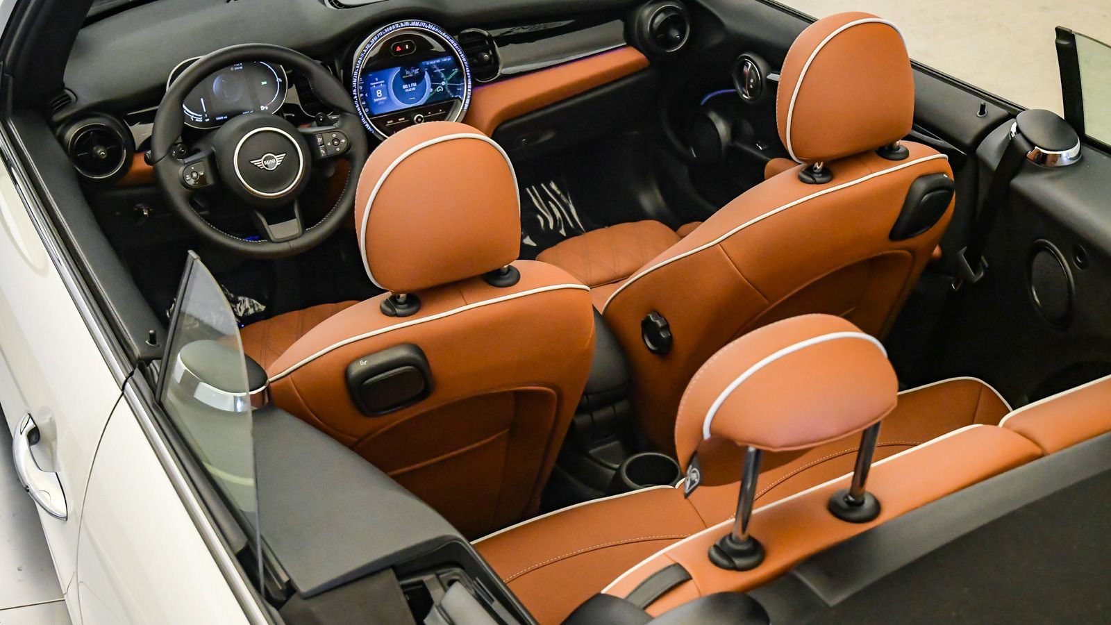 Certified 2024 MINI Cooper S w/ Signature Upholstery Package FWD image 35