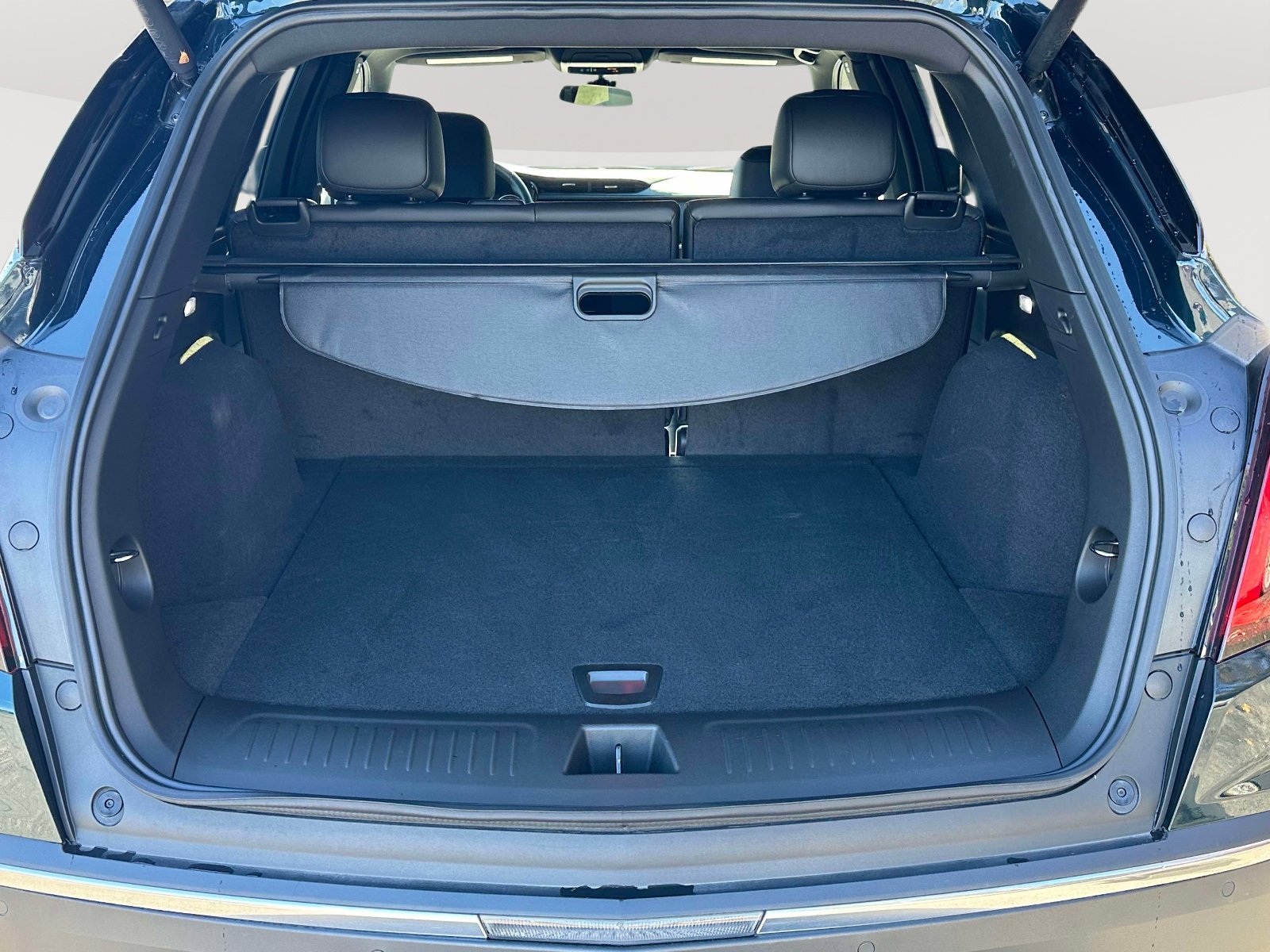 Certified 2025 Cadillac XT5 Luxury image 33