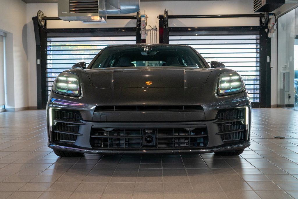 New 2025 Porsche Panamera 4 image 6