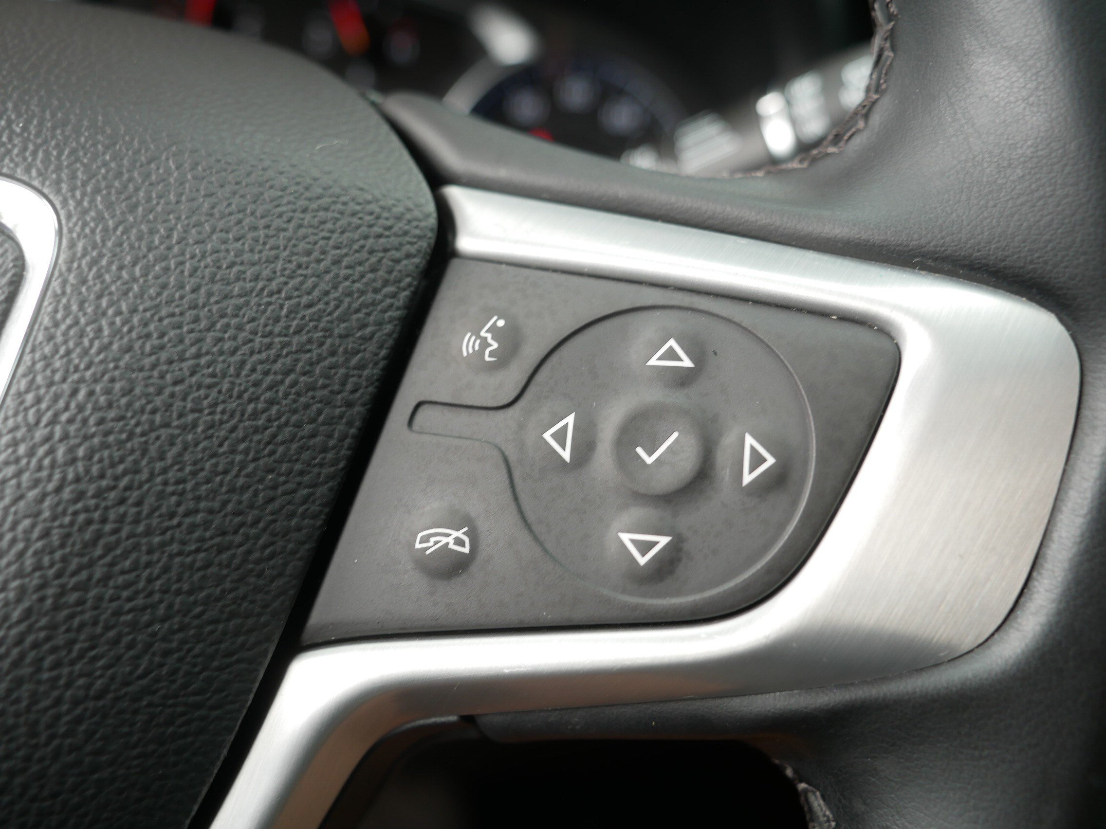 Used 2023 GMC Acadia SLT AWD/4WD image 29