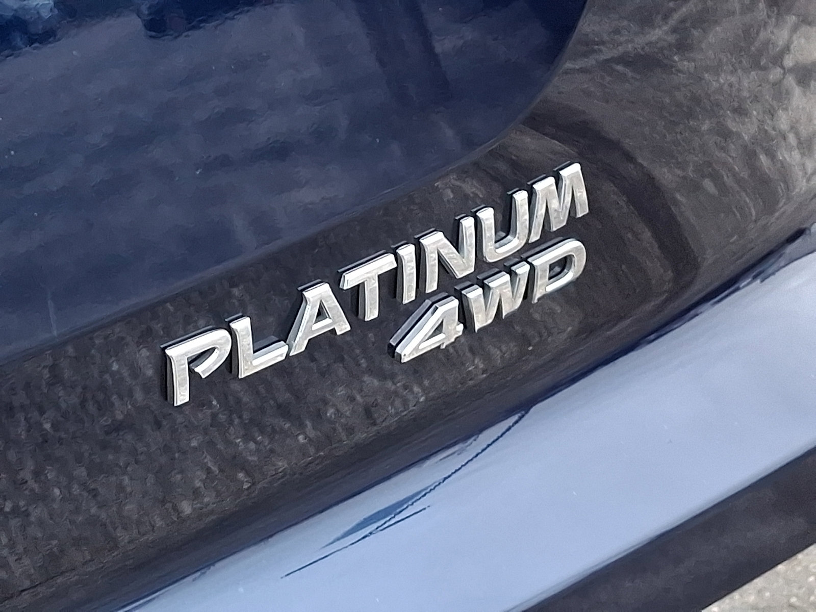 Used 2023 Nissan Pathfinder Platinum w/ Cargo Package image 33