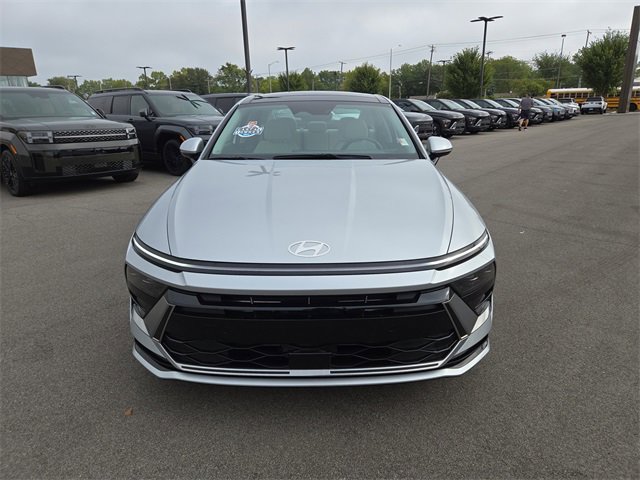 Certified 2024 Hyundai Sonata SEL w/ Convenience Package image 3