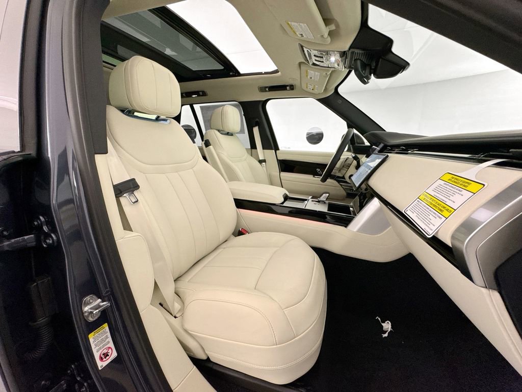 New 2026 Land Rover Range Rover SE AWD/4WD image 29