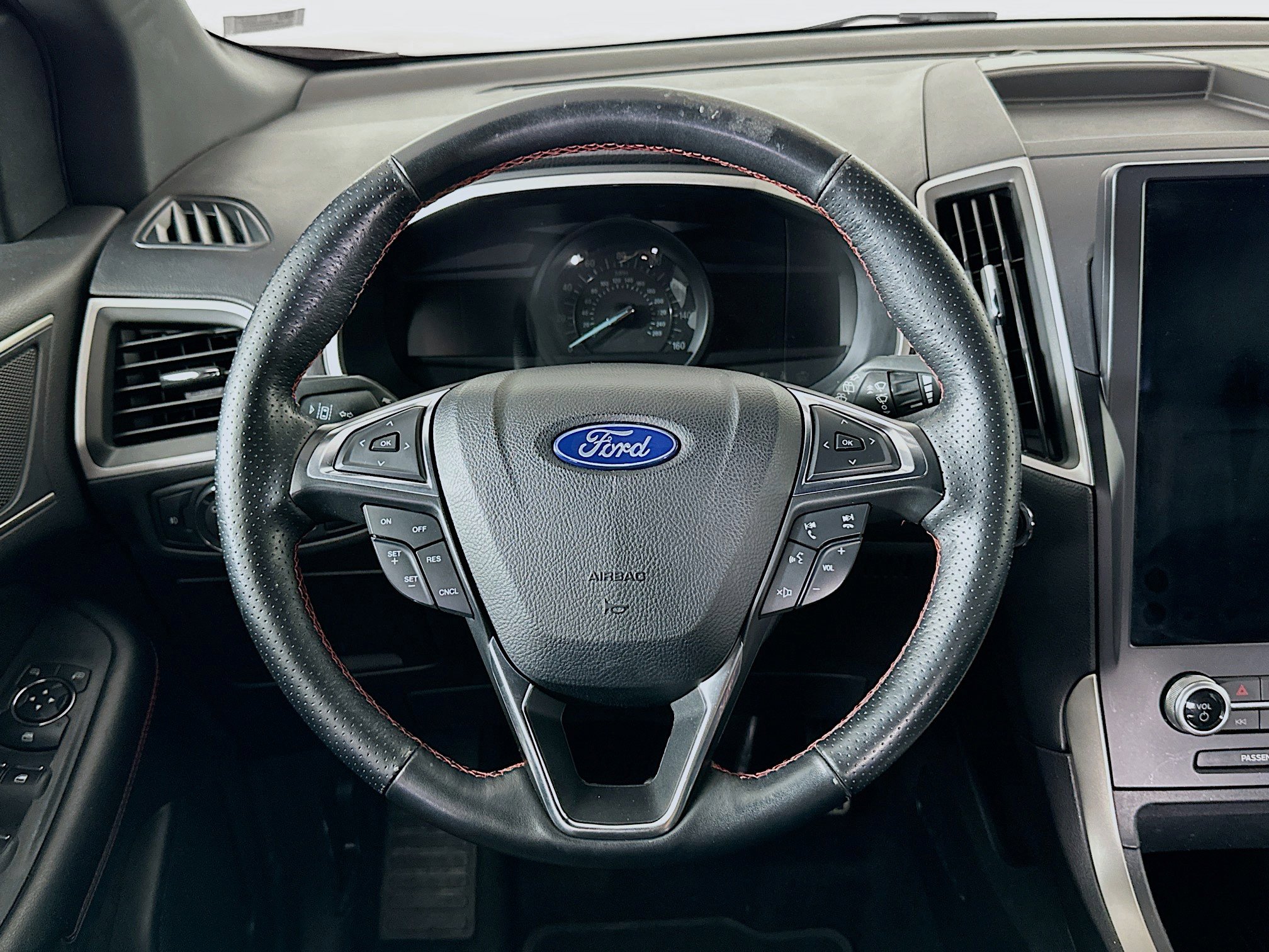 Used 2021 Ford Edge ST-Line FWD image 18