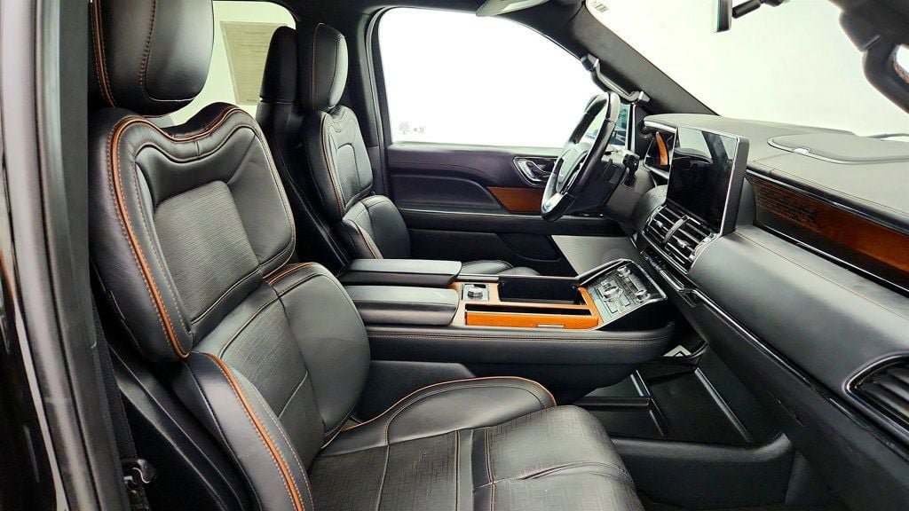 Used 2022 Lincoln Navigator Black Label AWD/4WD image 25
