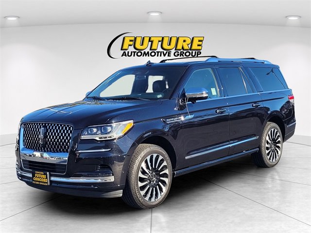 Certified 2022 Lincoln Navigator L Black Label image 3
