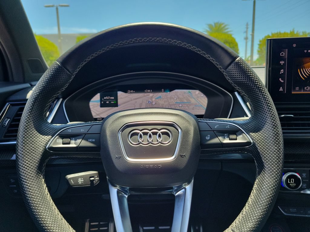 Certified 2022 Audi SQ5 Premium Plus w/ Premium Plus Package AWD/4WD image 7