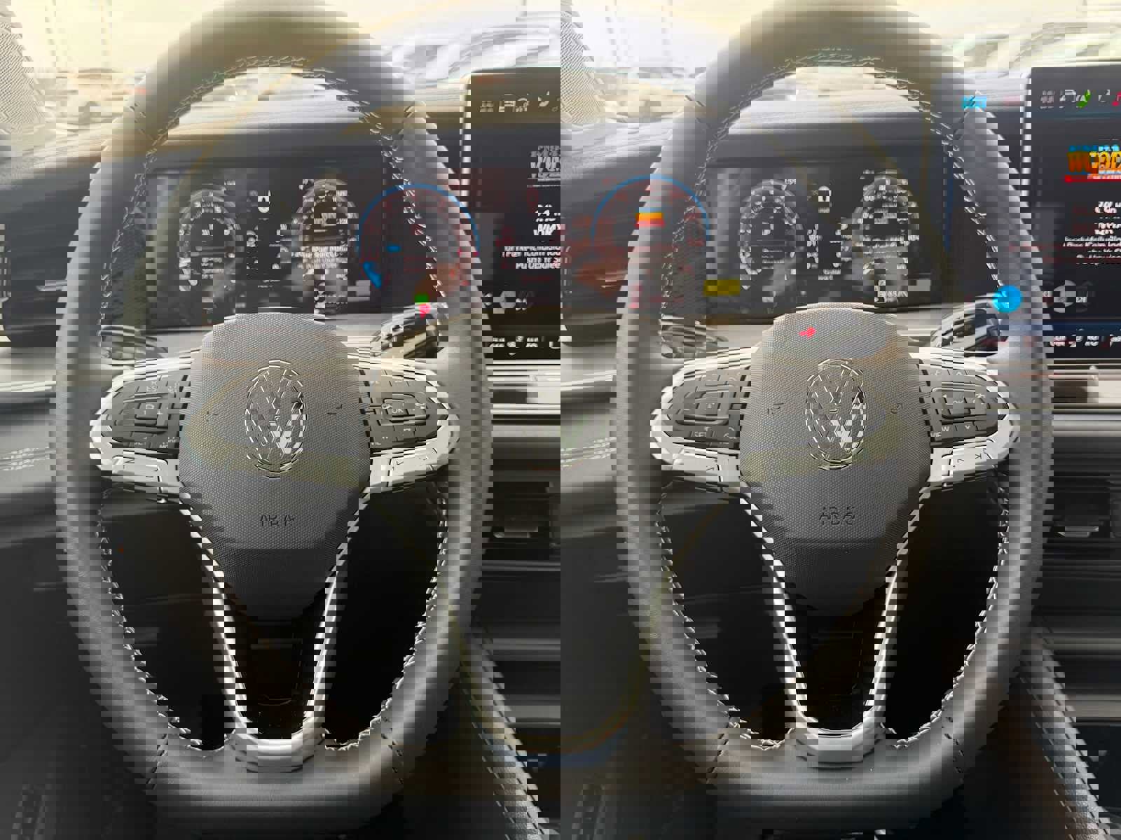 New 2026 Volkswagen Tiguan SE image 8