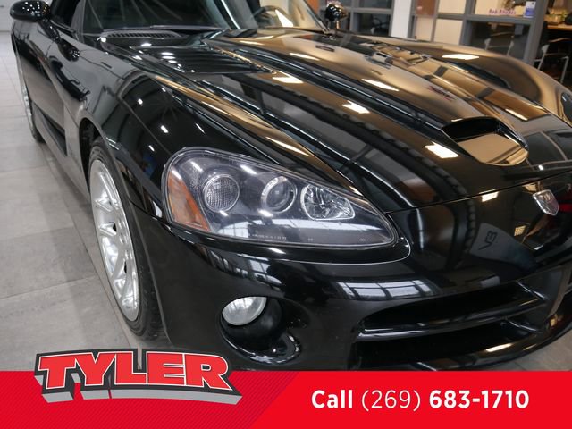 Used 2003 Dodge Viper SRT-10 image 10