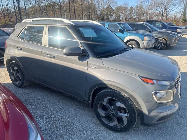 Used 2023 Hyundai Venue SEL image 9