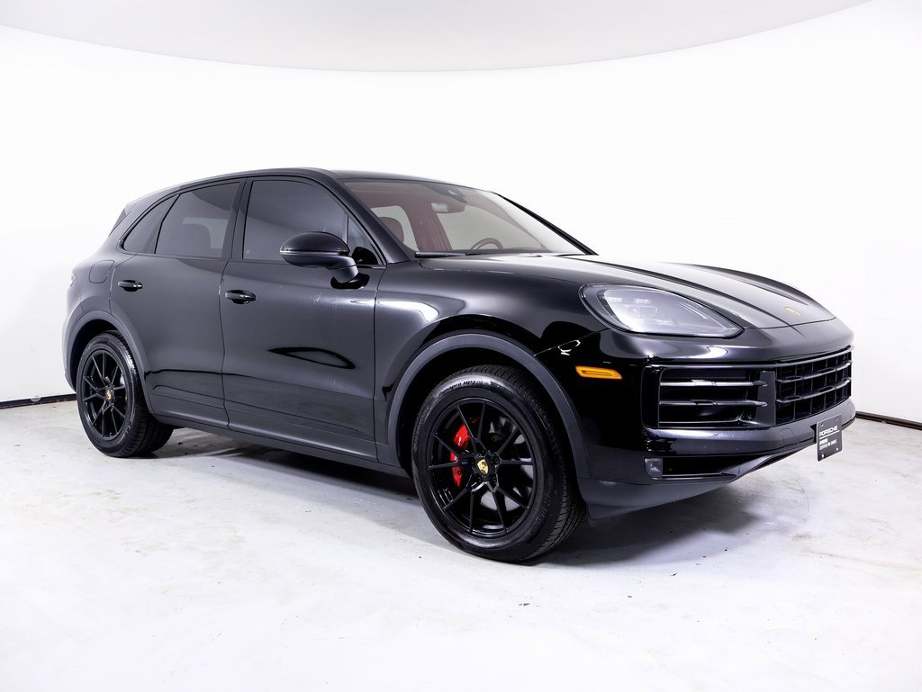 Certified 2024 Porsche Cayenne image 25