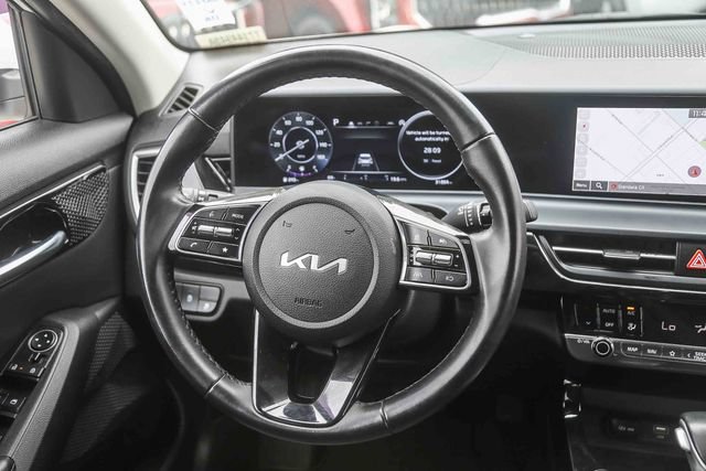 Used 2024 Kia Seltos S AWD/4WD image 15