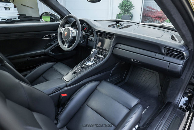 Used 2014 Porsche 911 Turbo S AWD/4WD image 38