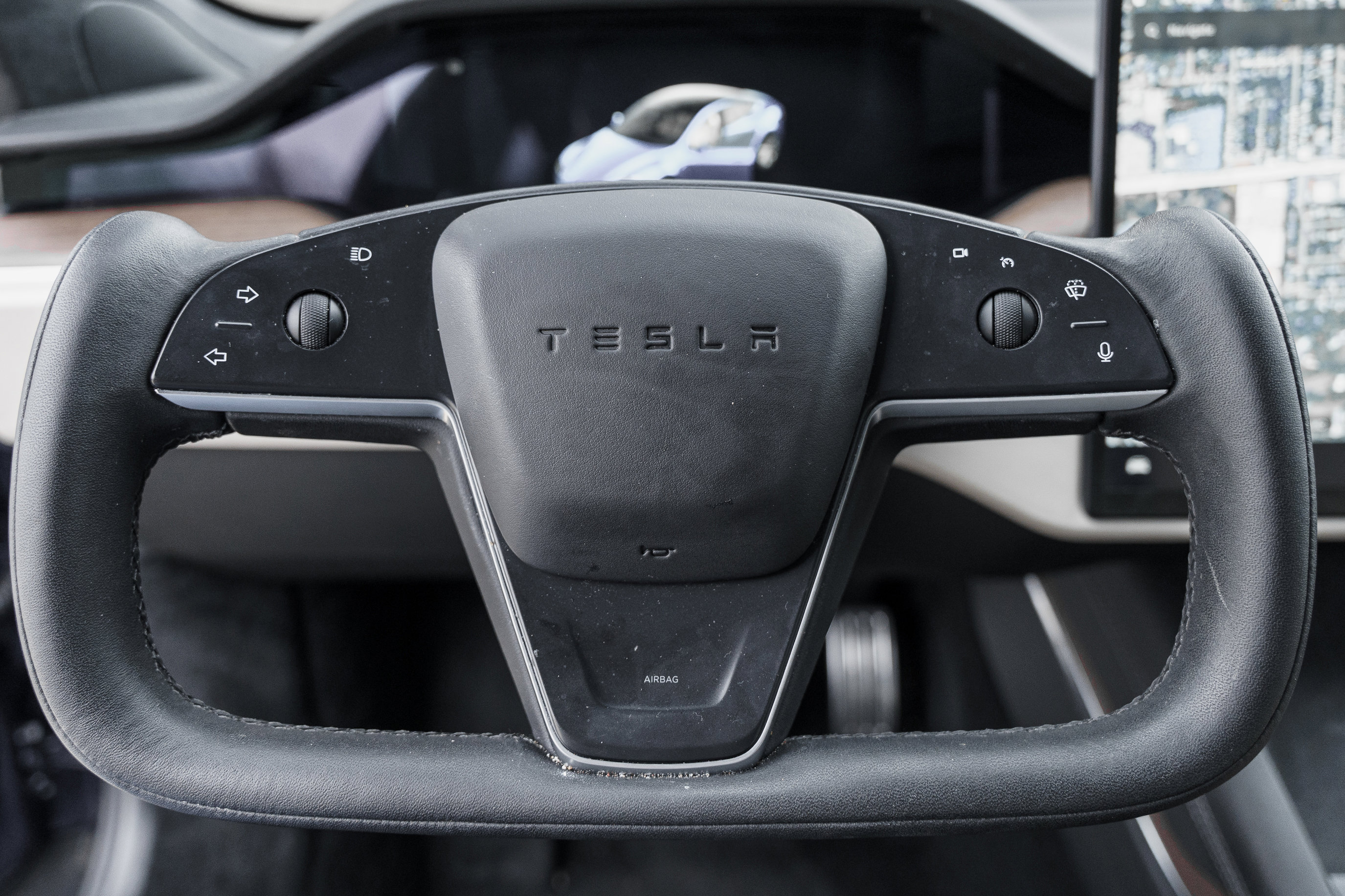 Used 2023 Tesla Model S Standard Range image 15