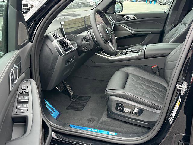 New 2026 BMW X5 M60i image 4