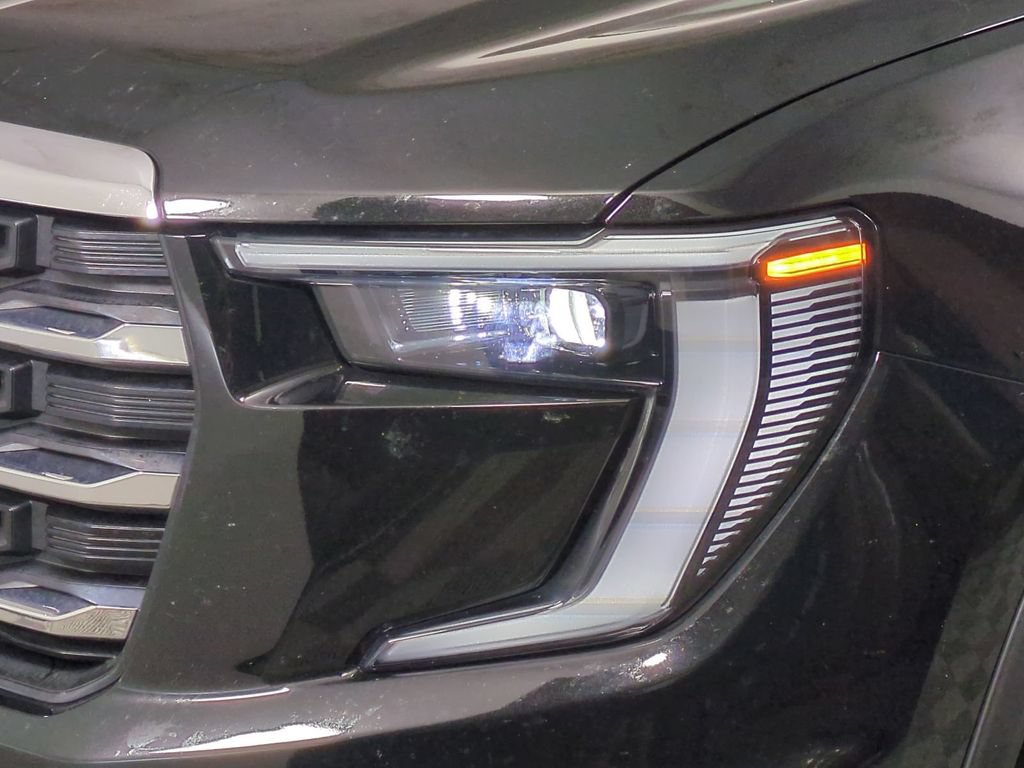 Used 2026 GMC Acadia Elevation w/ Elevation Premium Package FWD image 10